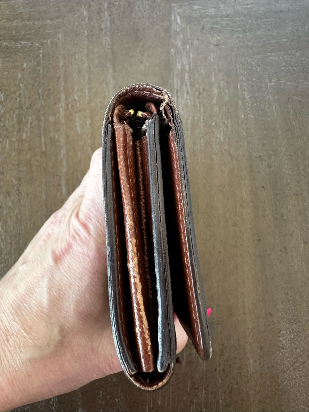 Louis Vuitton Vintage Porte-Monnaie Tresor Wallet
**Price is firm*** - Picture 10 of 16